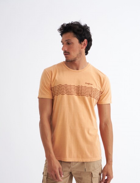 Remera Huck Naranja