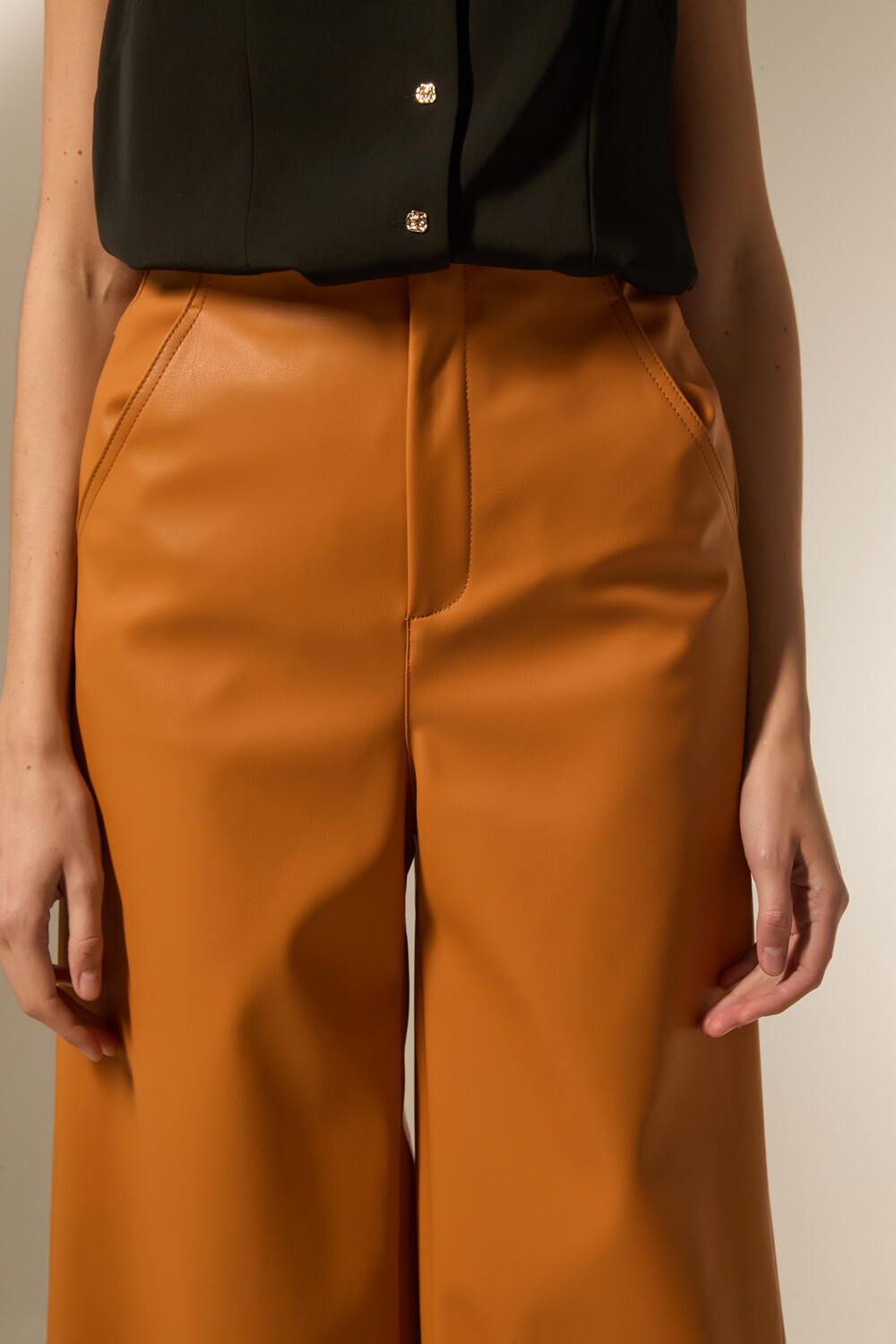 Pantalon Nauia Caramelo