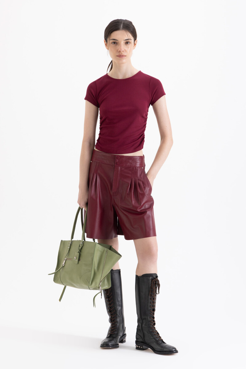 REMERA DELFINA Bordo