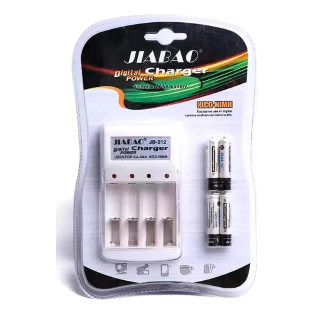 Cargador De Pilas AA/AAA + 4 Pilas AAA Cargador De Pilas AA/AAA + 4 Pilas AAA