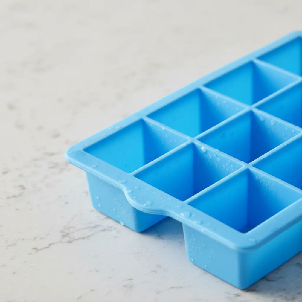 Molde hielo Cubetera silicona grande 11.5x18.5 cms Molde hielo Cubetera silicona grande 11.5x18.5 cms