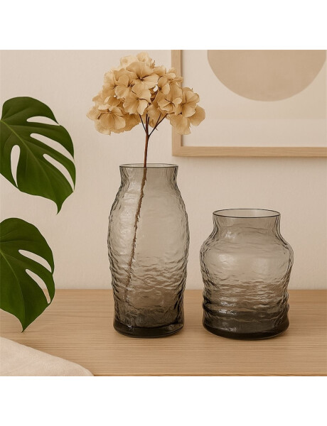 FLORERO VIDRIO LABRADO 12x12x28CM GRIS FLORERO VIDRIO LABRADO 12x12x28CM GRIS