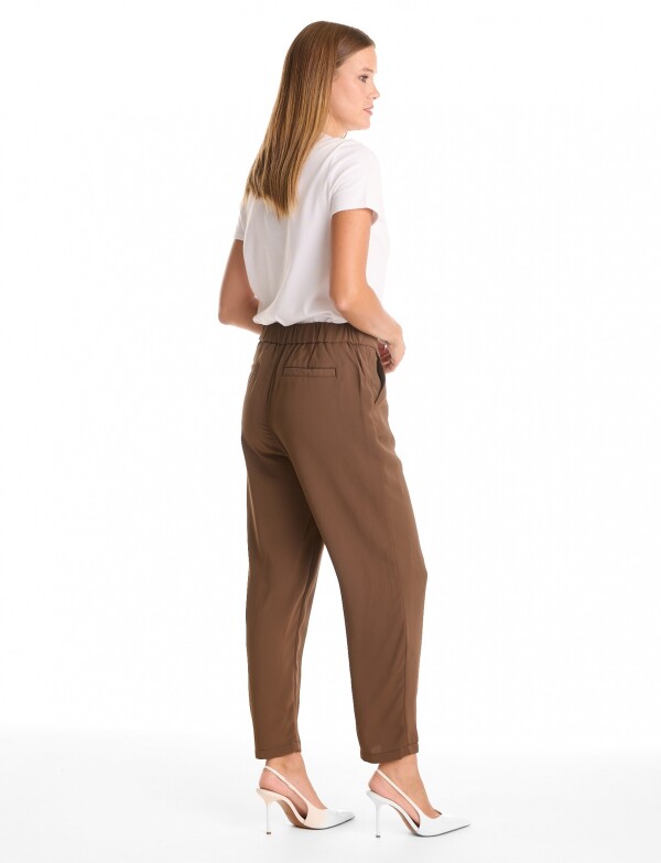 Pantalon Relaxed Fit & Cintura Elástica Posterior MARRON