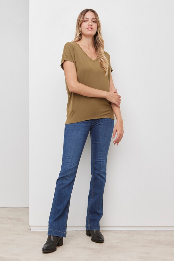 Remera Modal OLIVA