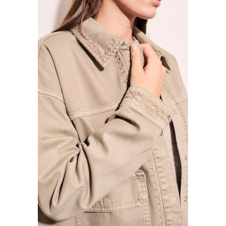 Sobrecamisa Bordada Safari