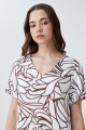 Vestido de lino con estampa abstracta chocolate