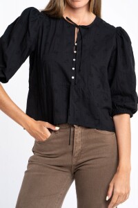 Blusa Broderie Negro
