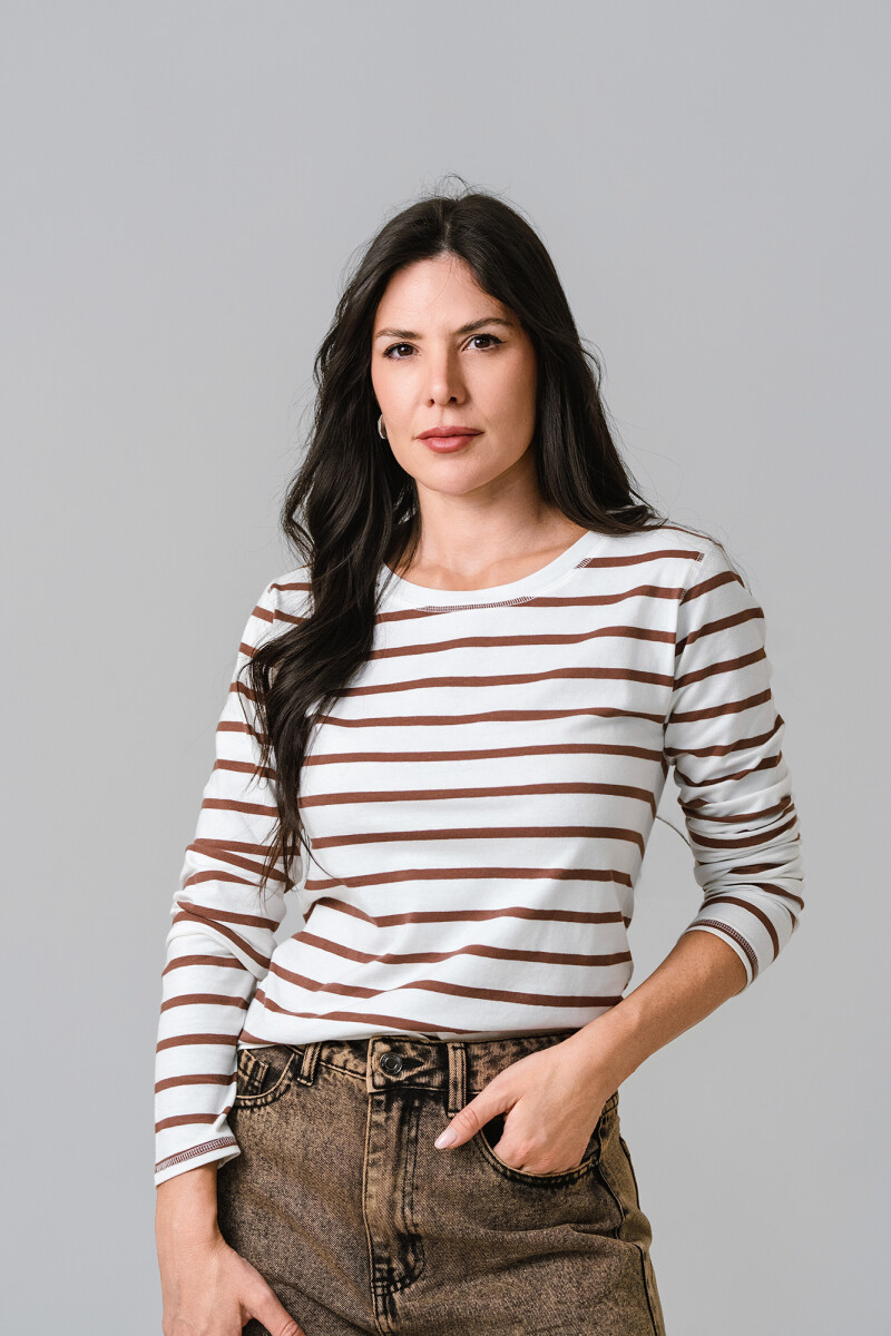 REMERA VALERIA - CRUDO Y CHOCOLATE 