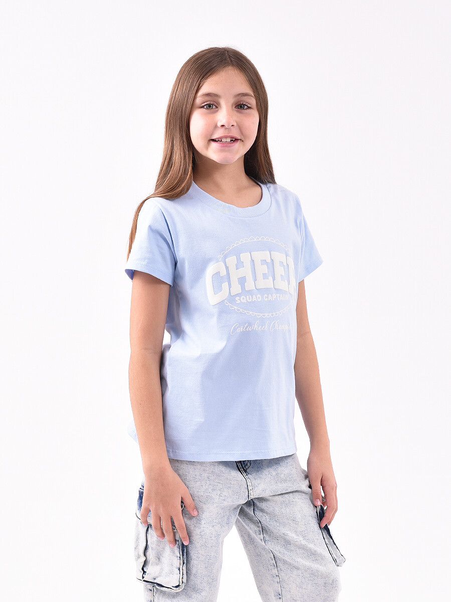 REMERA ESTAMPADA - CELESTE 