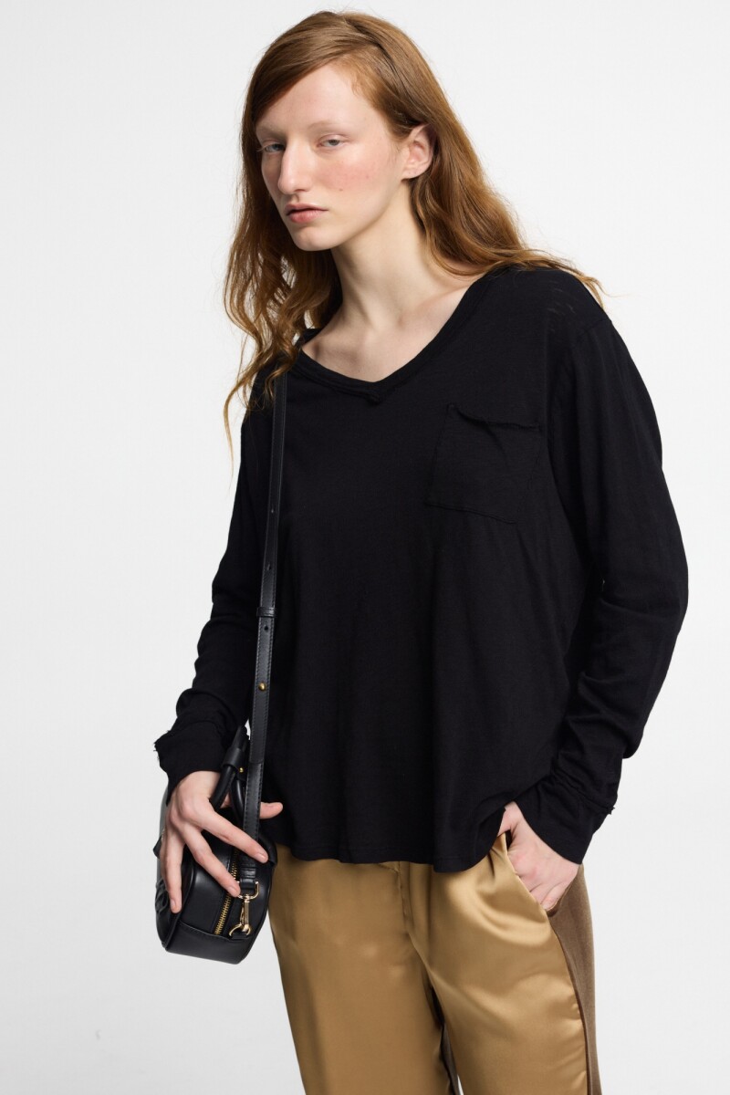 REMERA Negro