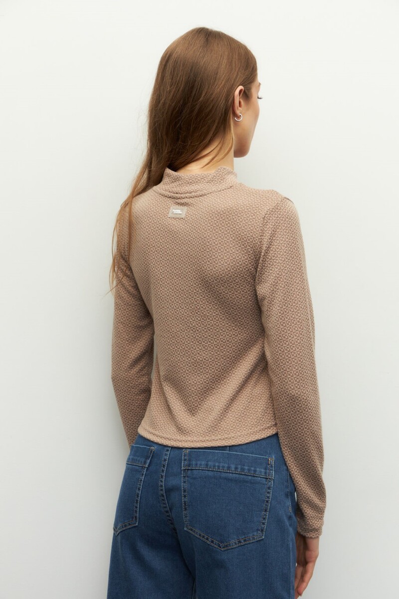 POLERA MORRIS Almendra