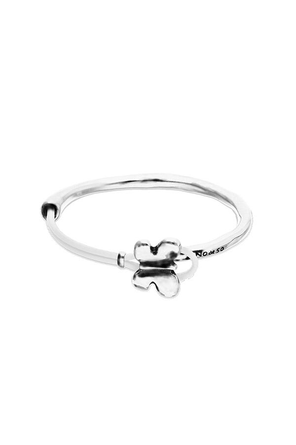 PULSERA DE CUERO BLANCO SEMIRÍGIDA BAÑADA EN PLATA DE LEY CON MARIPOSA Pulsera