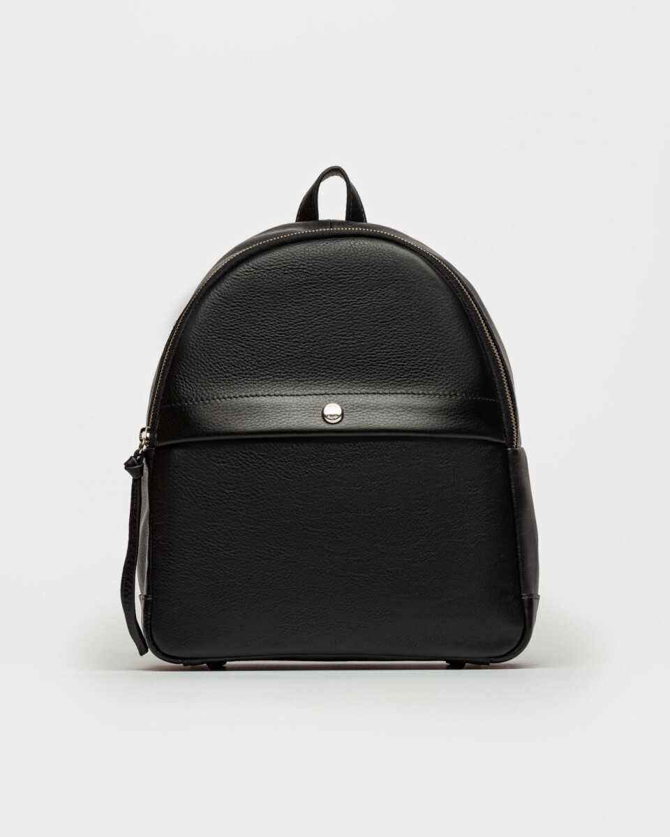 Mochila Urban En Cuero Liso Satinado - Negro 