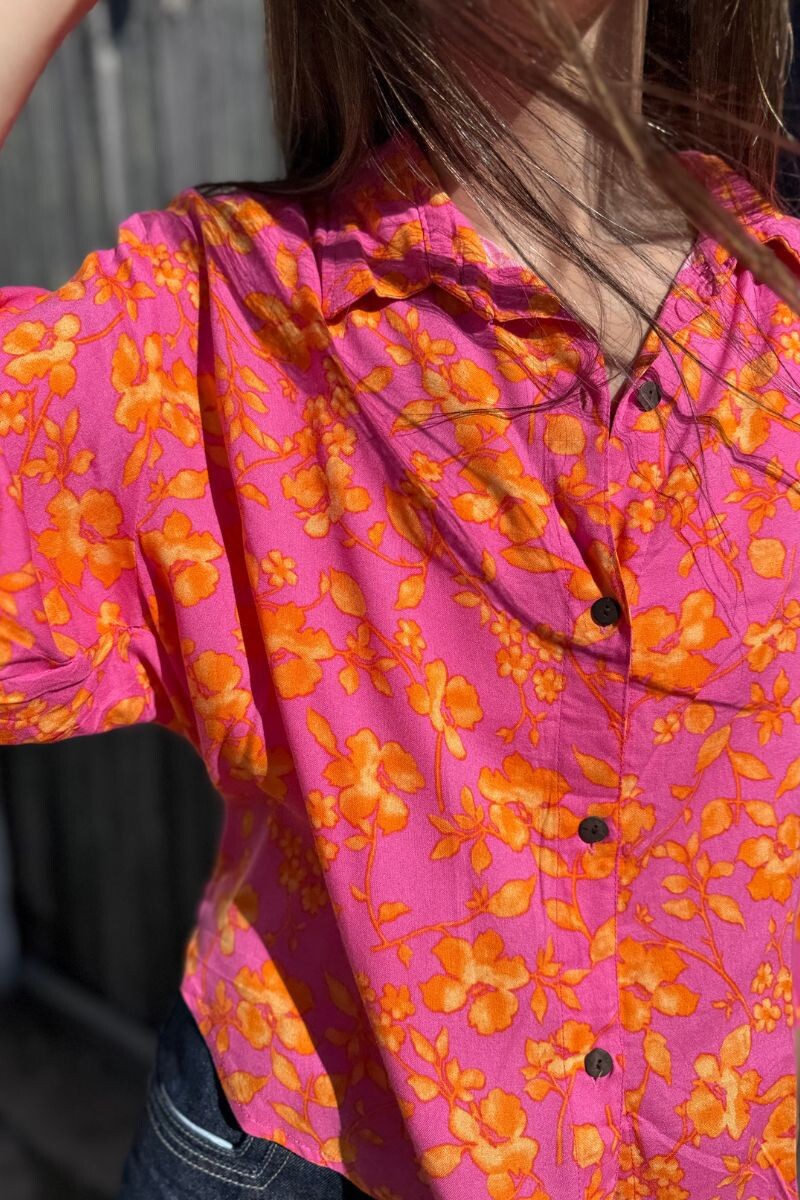 Camisa Flora Estampado rosa