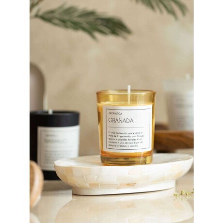 Vela aromática granada Negro
