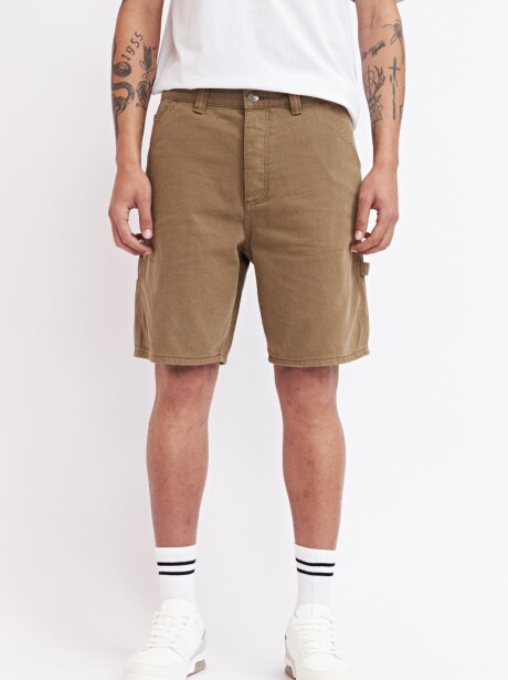 SHORT AUGUST KHAKI