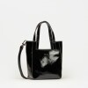 Mini Bag The Icon en cuero charol arrugado Negro