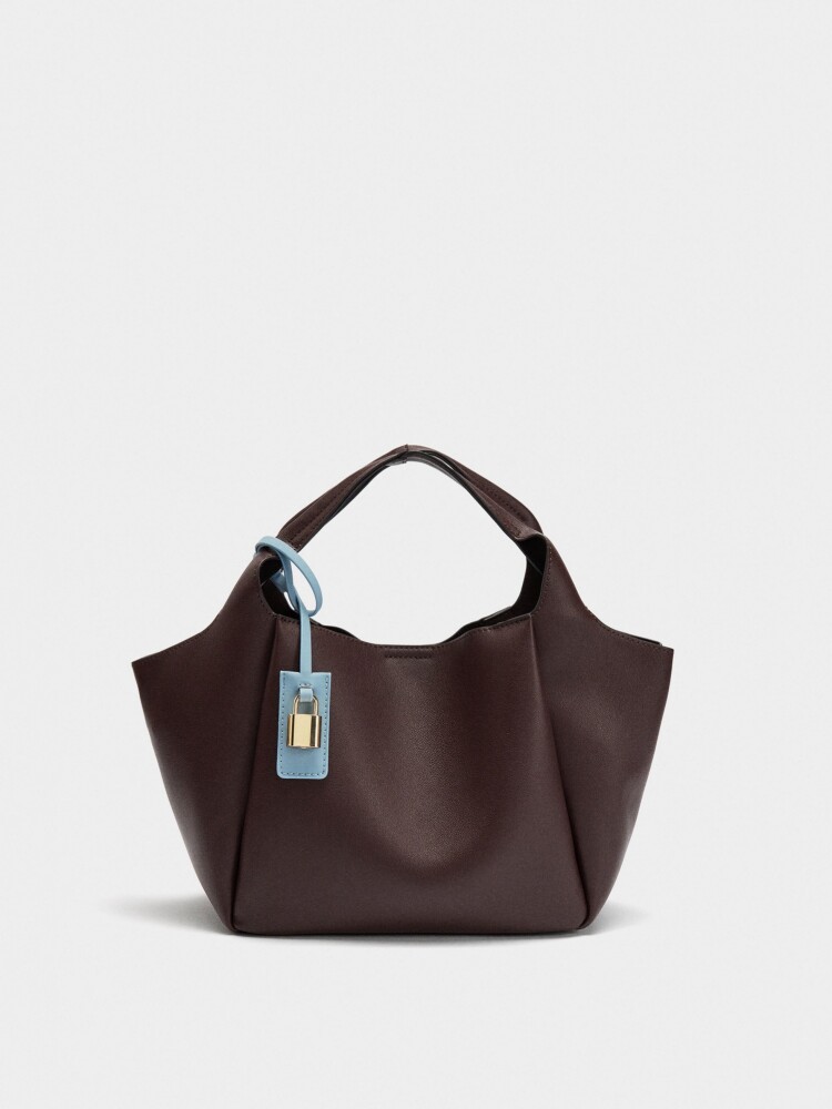 Bolso Tote Con Penduro marron