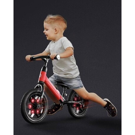 Bicicleta de equilibrio sin pedales con luces LED Qplay Spark Fucsia
