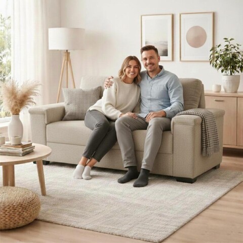 Sillón Sofá de 2 Cuerpos Amsterdam en Lino– Estructura de Madera Maciza y Confort Soft Color Gris Beige Sillón Sofá de 2 Cuerpos Amsterdam en Lino– Estructura de Madera Maciza y Confort Soft Color Gris Beige