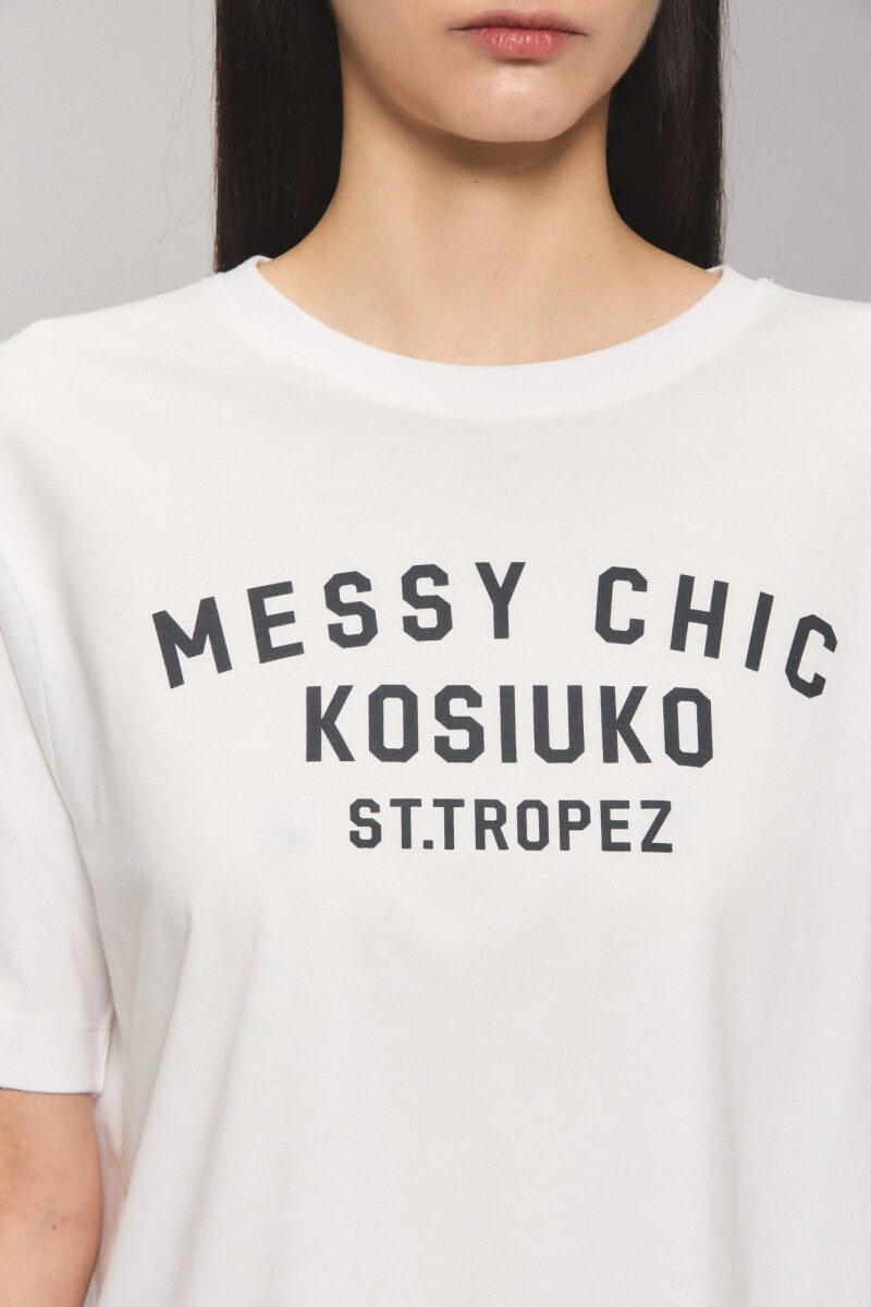 REMERA MESSY CHIC KSK Crudo