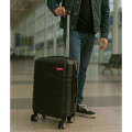 Valija Rigida Carry On Con Mango Telescopico Negro