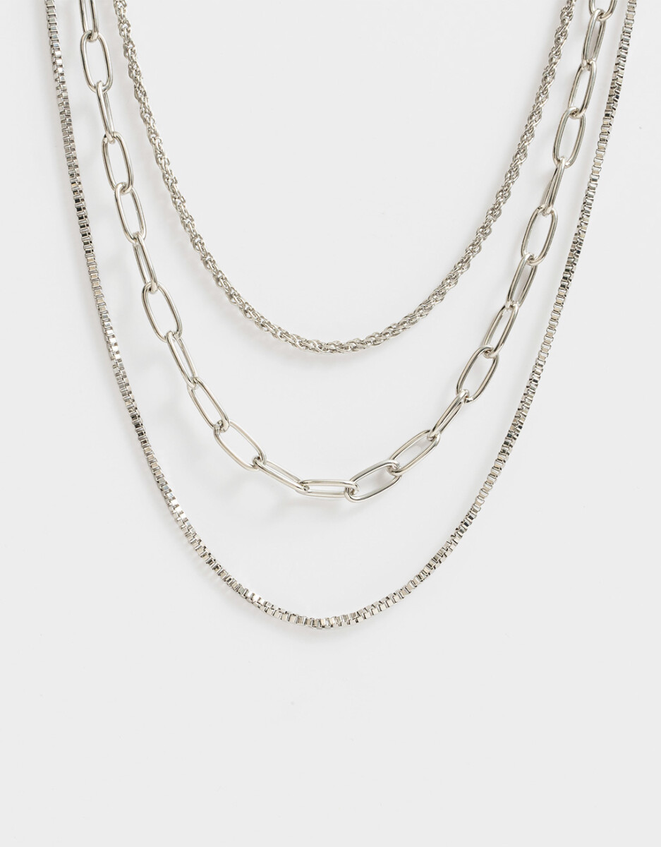 Collar Corto Multicadenas 