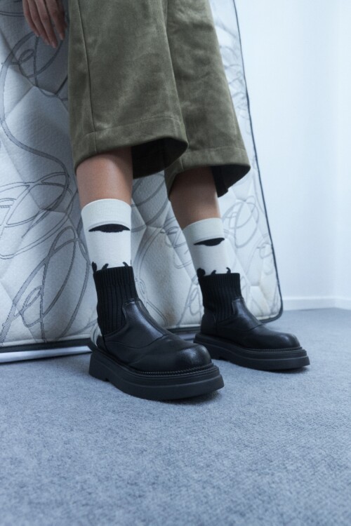Botas caña elastizada negro