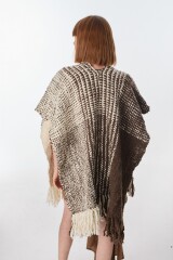 Ruana Cover Crudo/Marron