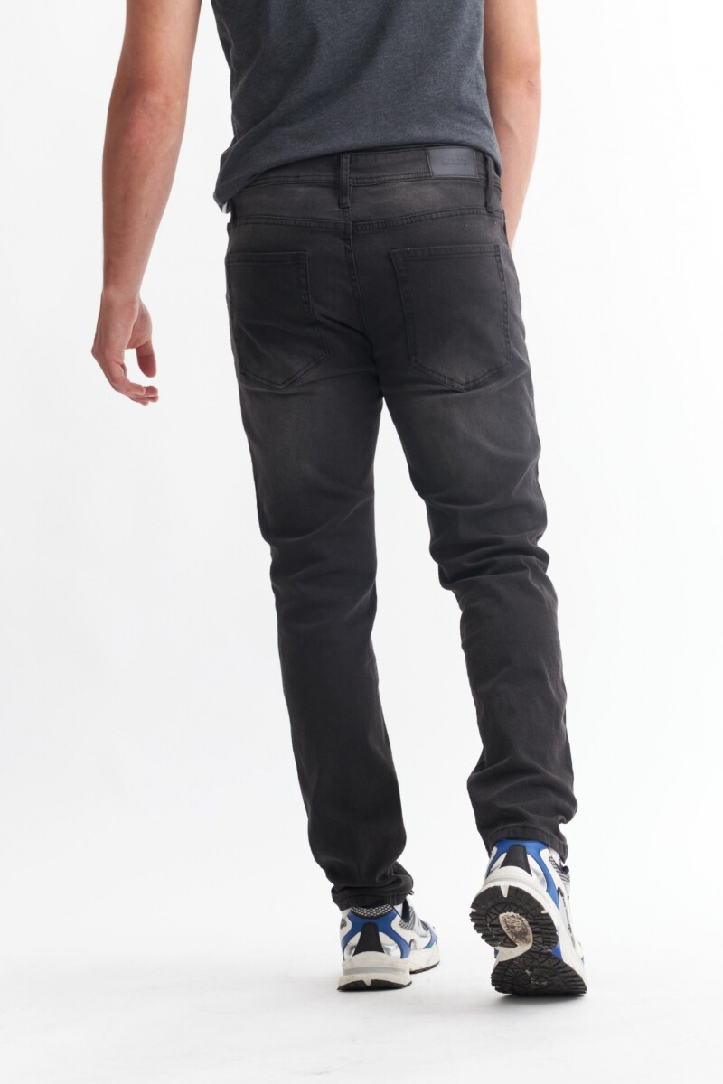 Jean Slim NEGRO