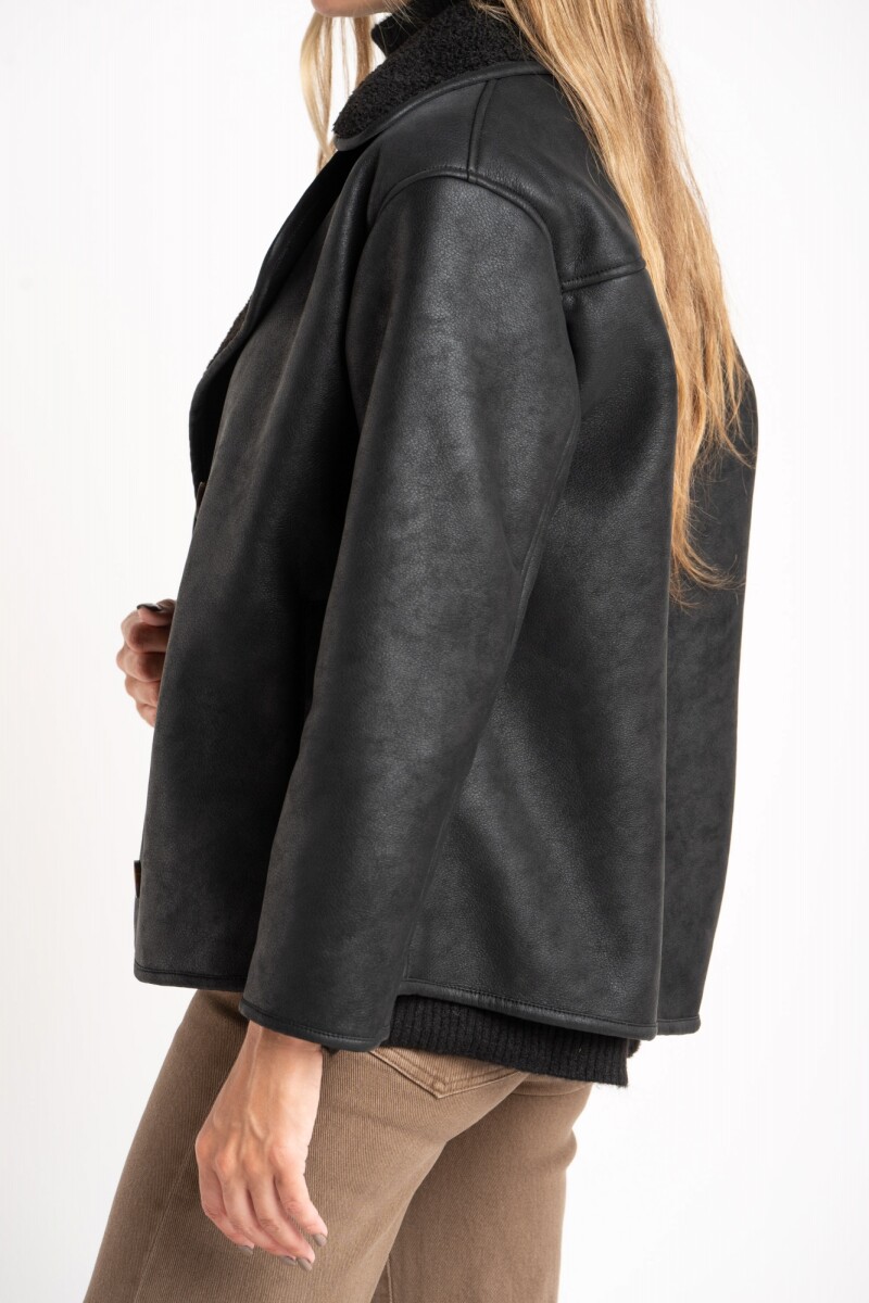 Gamulán Con Corderito Negro