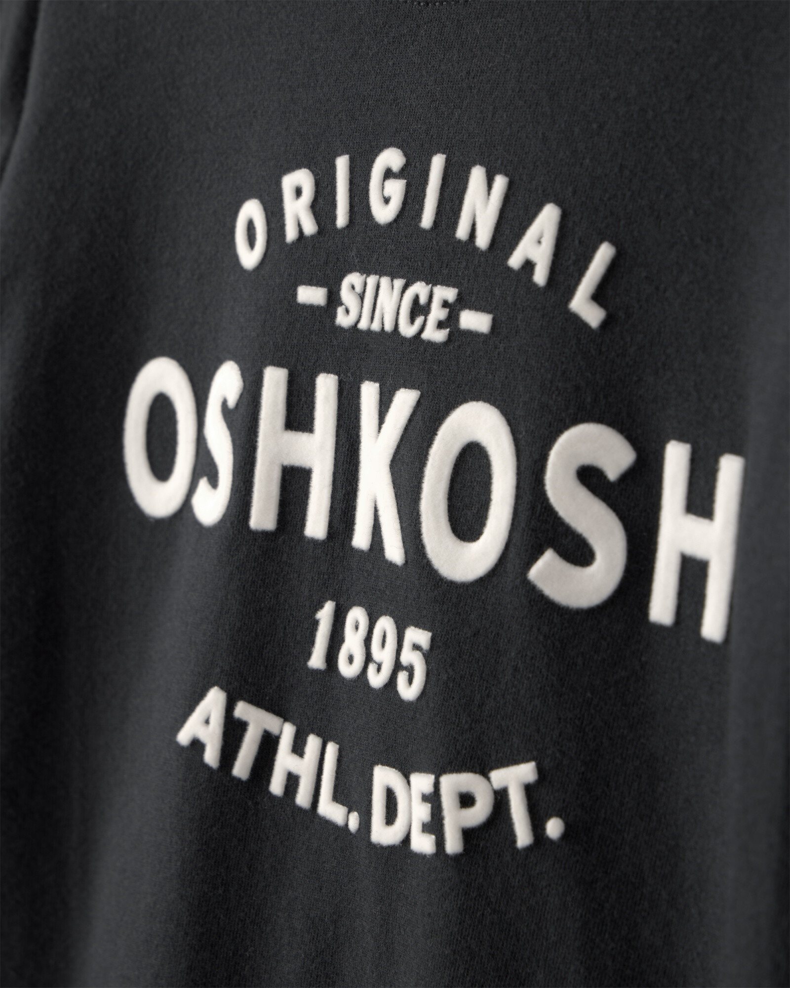 Remera de algodón, negra, con logo Sin color