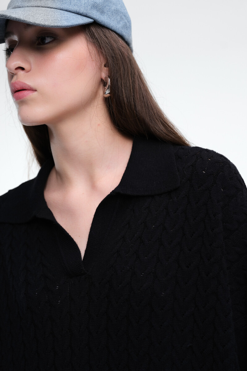 SWEATER TRENZAS Negro