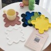 Posavasos ondeado de colores amarillo