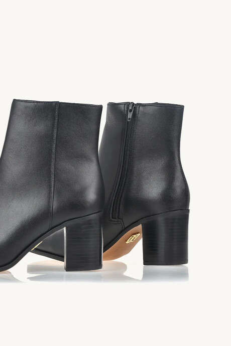 Bota de cuero Fiorella Negro Negro