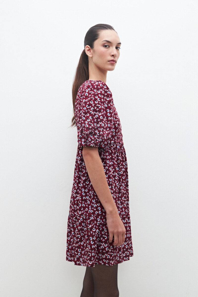 Vestido midi estampa floral bordo