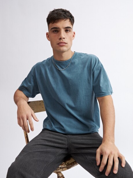 REMERA LEO AZUL