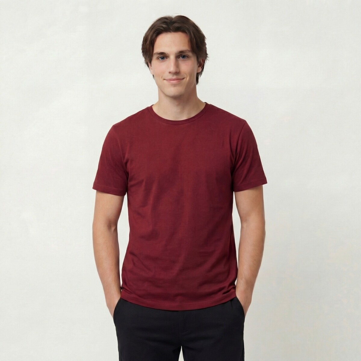 Remera Mathi. - Bordo 