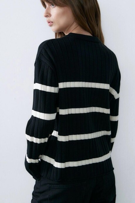sweater Gaiza negro