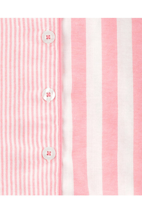 Pijama dos piezas de sarga, short y camisa diseño a rayas. Talles 6-10 Sin color