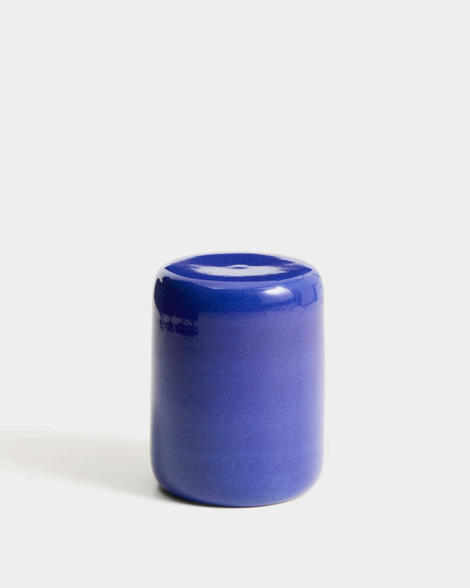 Mesa auxiliar exterior Mesquida de cerámica con acabado azul glaseado Ø 35 cm 