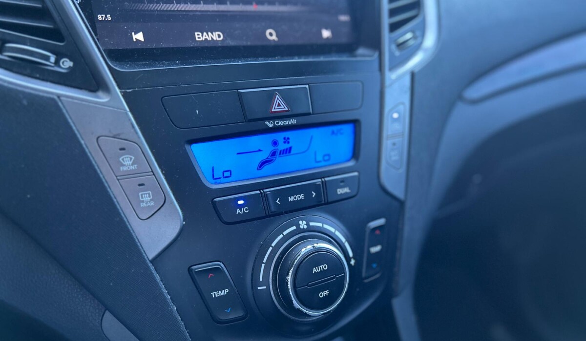 Hyundai Santa Fe GLS 3.3 7 Plz 4x4 - 2014 Hyundai Santa Fe GLS 3.3 7 Plz 4x4 - 2014