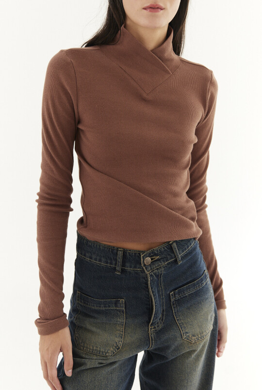 Polera Cross Marron