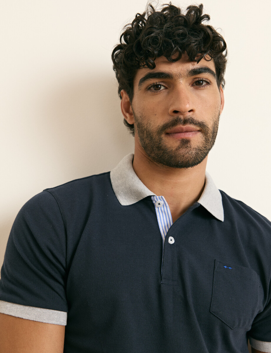 520753 REMERA HARRINGTON LABEL Azul Oscuro