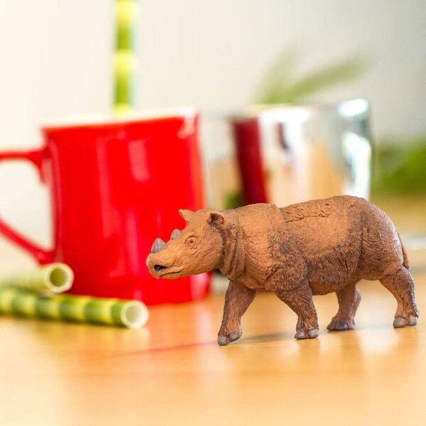 Rinoceronte De Sumatra Safari Figura Escala Muñeco Aniaml Rinoceronte De Sumatra Safari Figura Escala Muñeco Aniaml