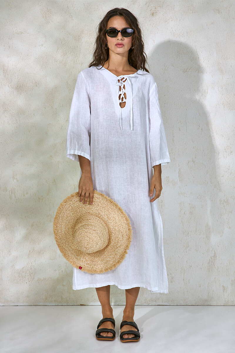 Clau Off White