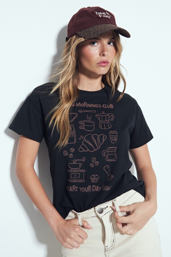 REMERA LILO Negro