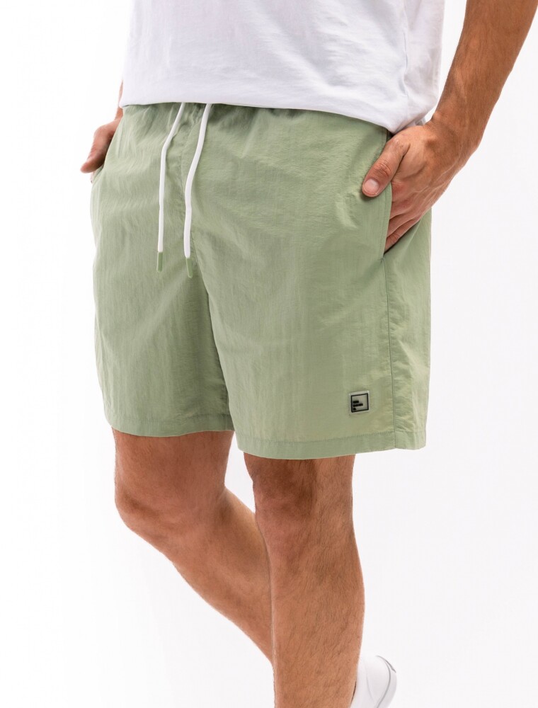 Short Liso Buzios Verde Claro