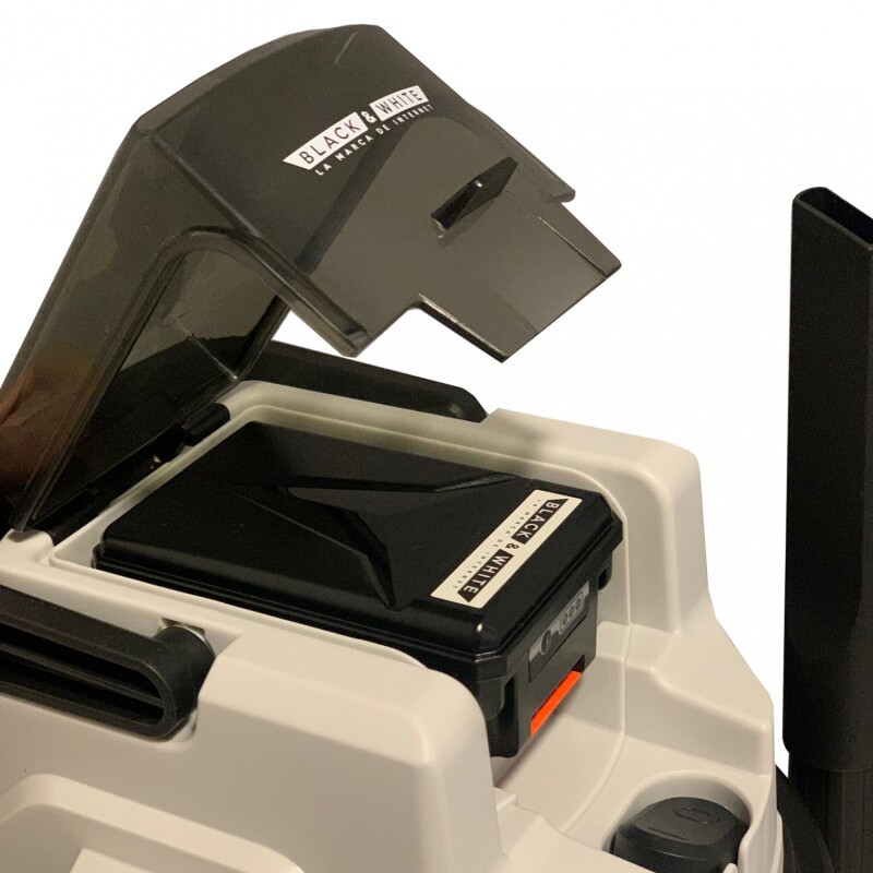 Aspiradora a batería Seco - Húmedo 300W 15L con batería extra de regalo Aspiradora a batería Seco - Húmedo 300W 15L con batería extra de regalo