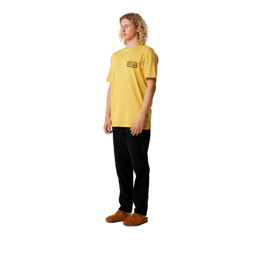 Remera Critical Slide Tiki - Mostaza Remera Critical Slide Tiki - Mostaza